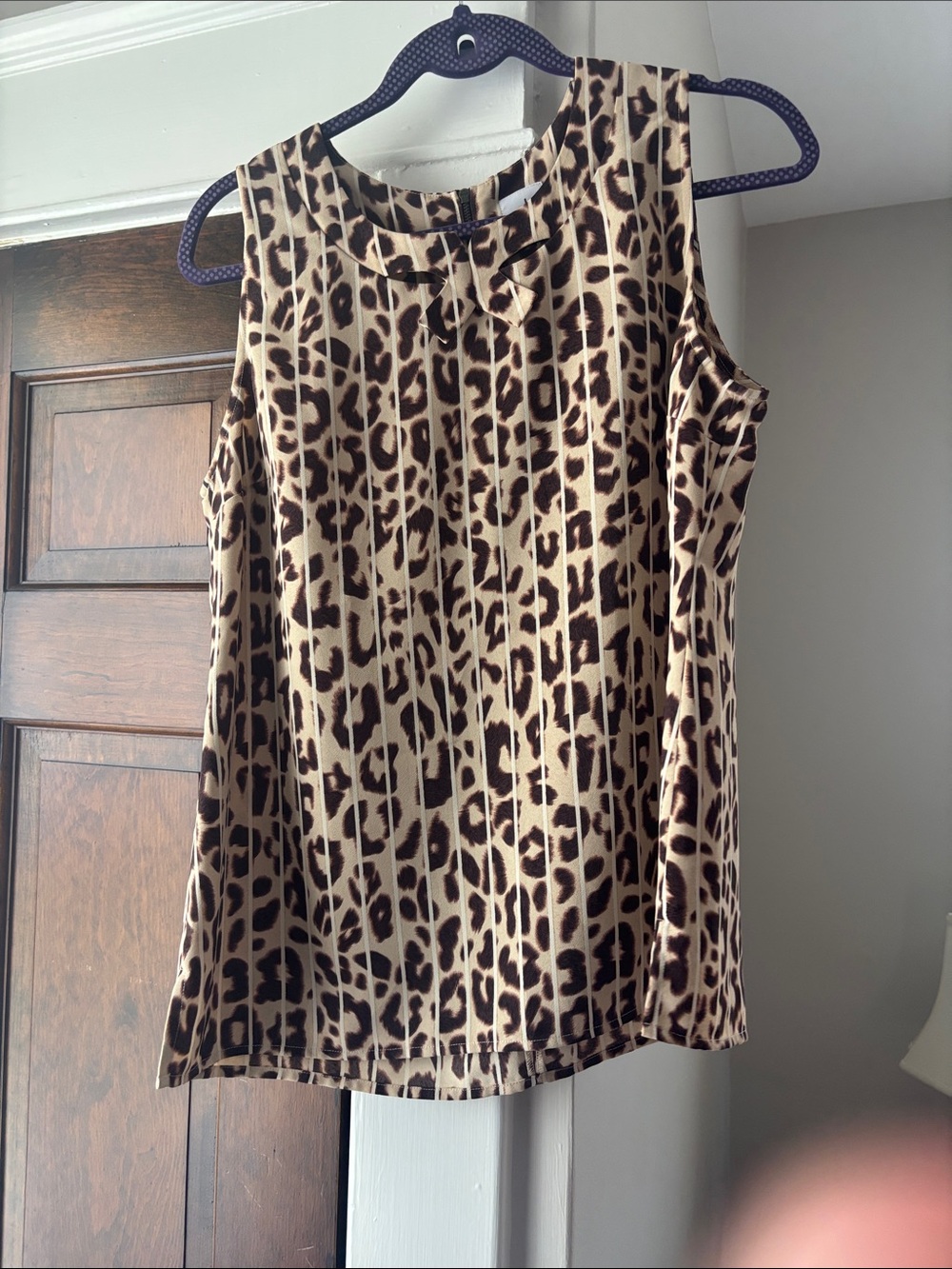 Cabi top